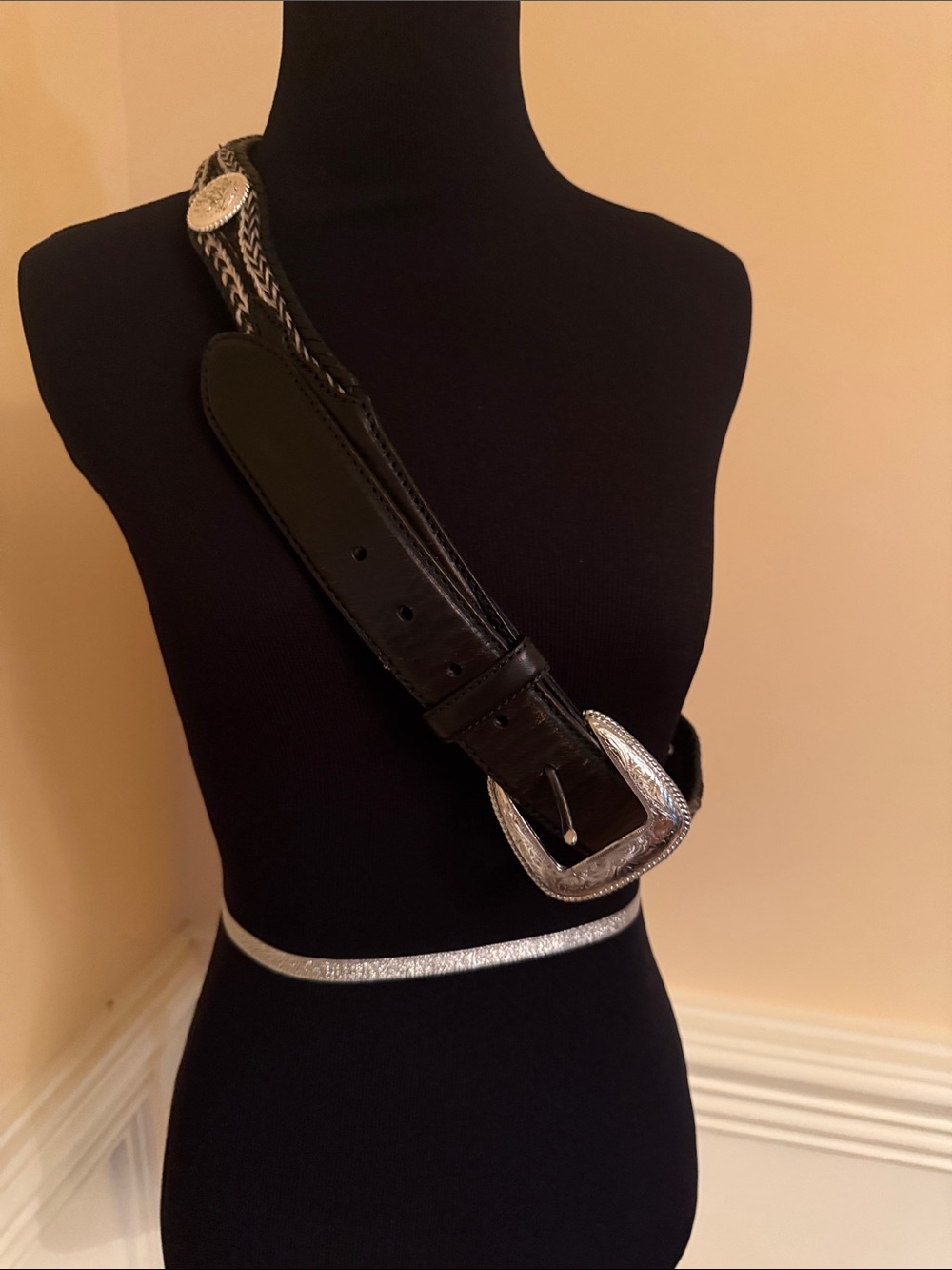 Tony Lama Black Leather Belt with Silver Western Buckle Sz 42 - Picture 3 of 12